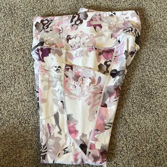Athleta Floral Leggings - Pink and White - Picture 2 of 5
